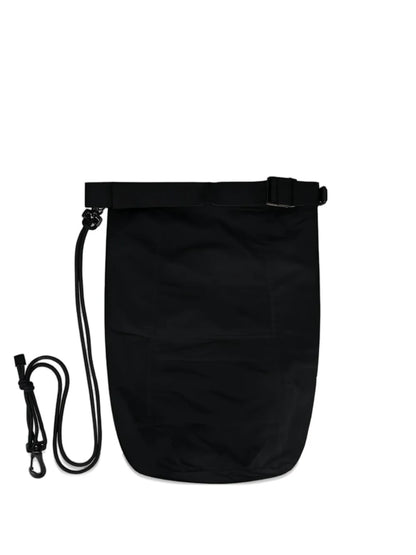 Laminaradjustable-strap shoulder bag