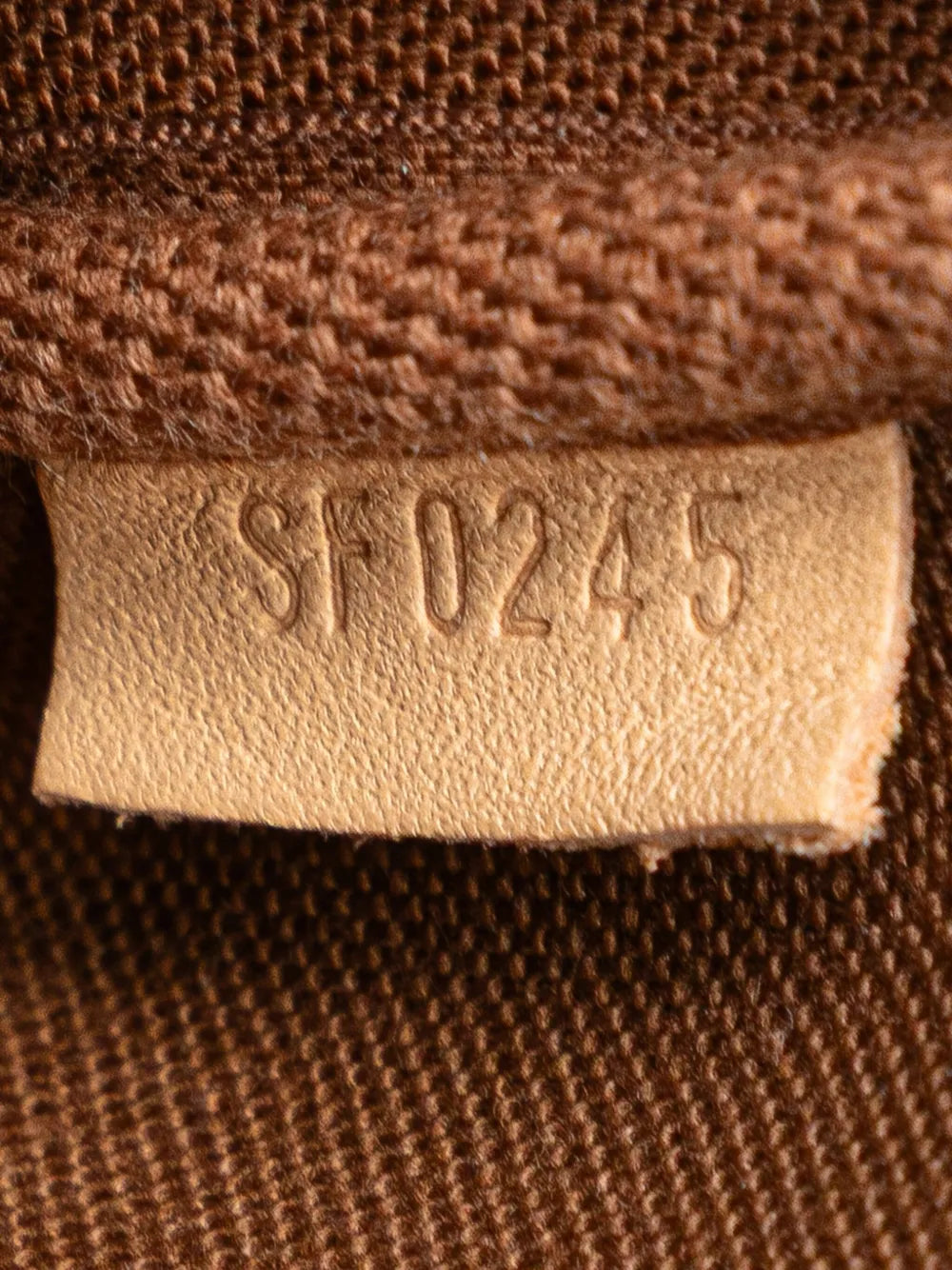 Pre-OwnedLouis Vuitton Pre-Owned2025 Monogram Mini Pochette Accessoires handbag