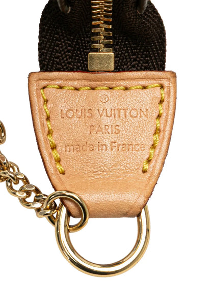 Pre-OwnedLouis Vuitton Pre-Owned2025 Monogram Mini Pochette Accessoires handbag