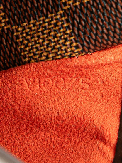 Pre-OwnedLouis Vuitton Pre-Owned2005 Damier Ebene Ipanema PM crossbody bag