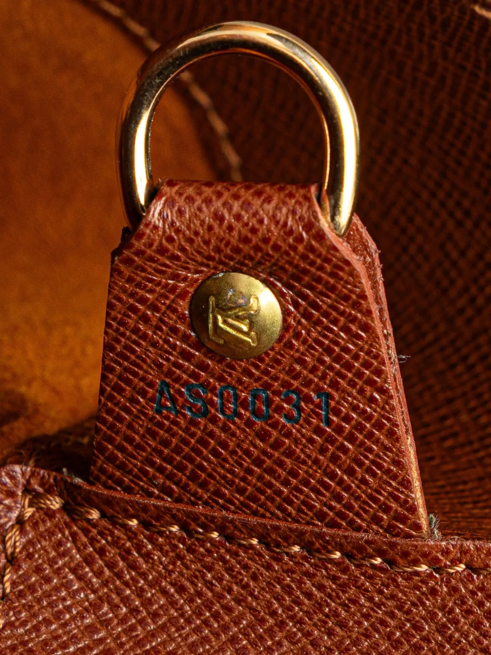 Pre-OwnedLouis Vuitton Pre-Owned2001 Monogram Musette Salsa GM crossbody bag