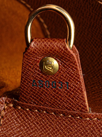 Pre-OwnedLouis Vuitton Pre-Owned2001 Monogram Musette Salsa GM crossbody bag