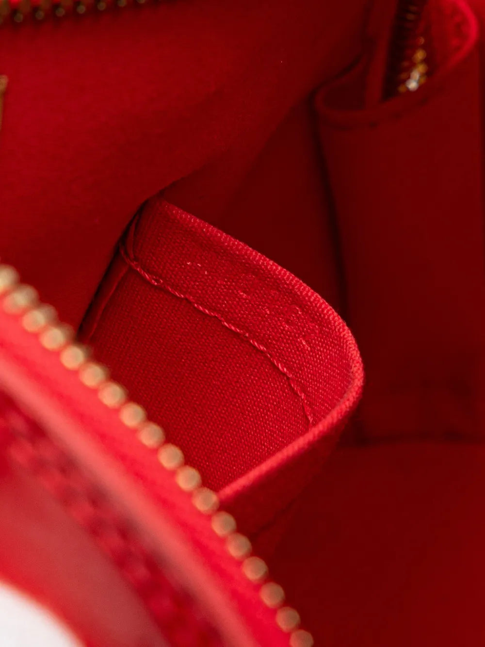 Pre-OwnedLouis Vuitton Pre-Owned2012 Monogram Vernis Alma BB satchel