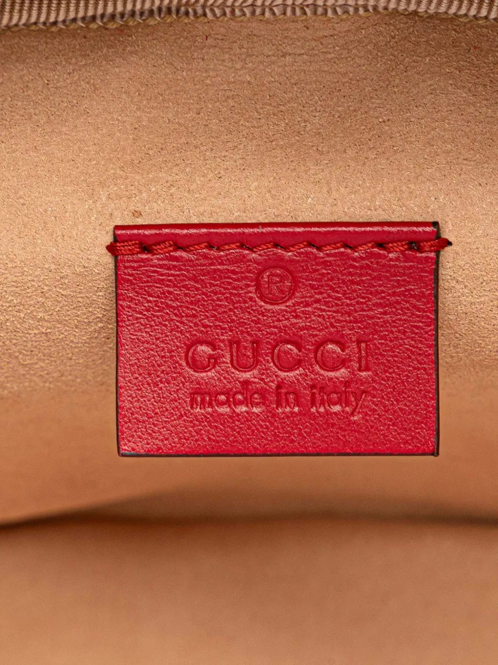 Pre-OwnedGucci Pre-Owned2016-2025 Mini GG Marmont Matelasse Leather Round backpack