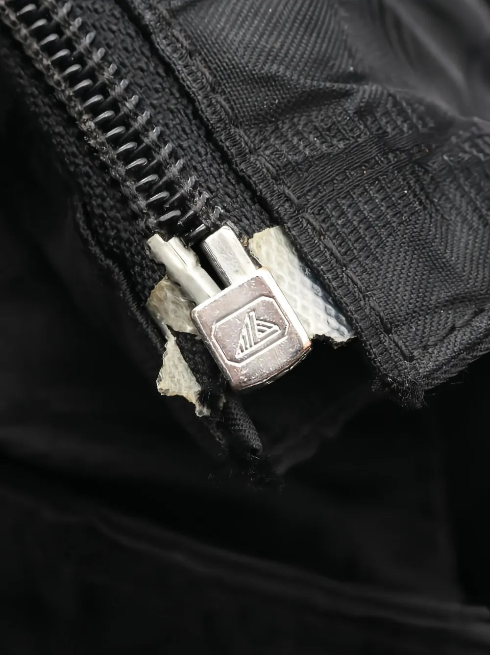 Pre-OwnedCHANEL Pre-OwnedNew Travel Line shoulder bag