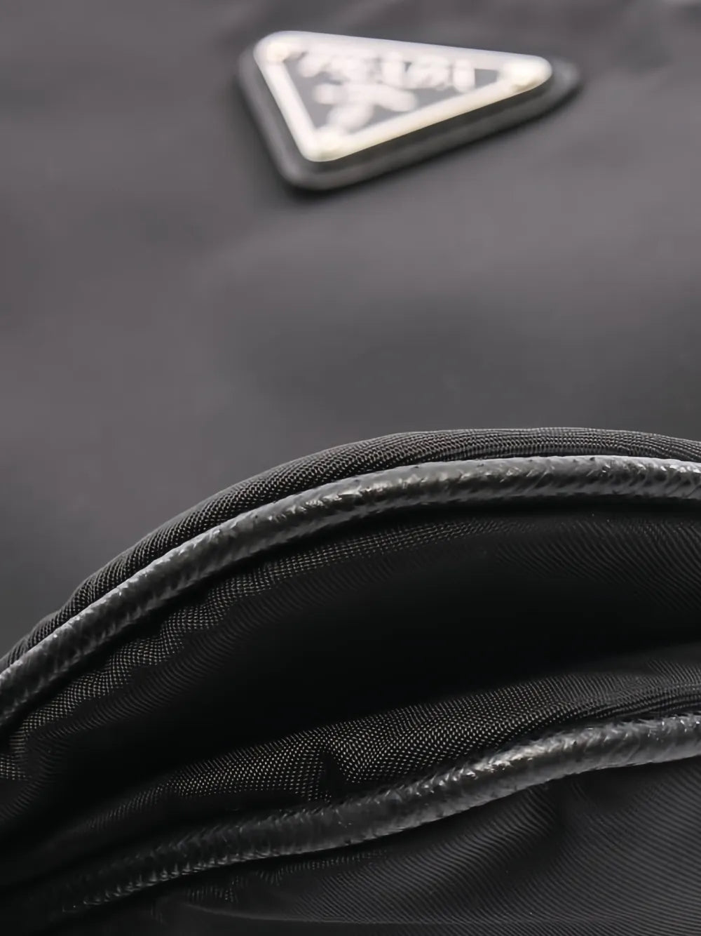 Pre-OwnedPrada Pre-Owned2010s Re-Nylon shoulder bag