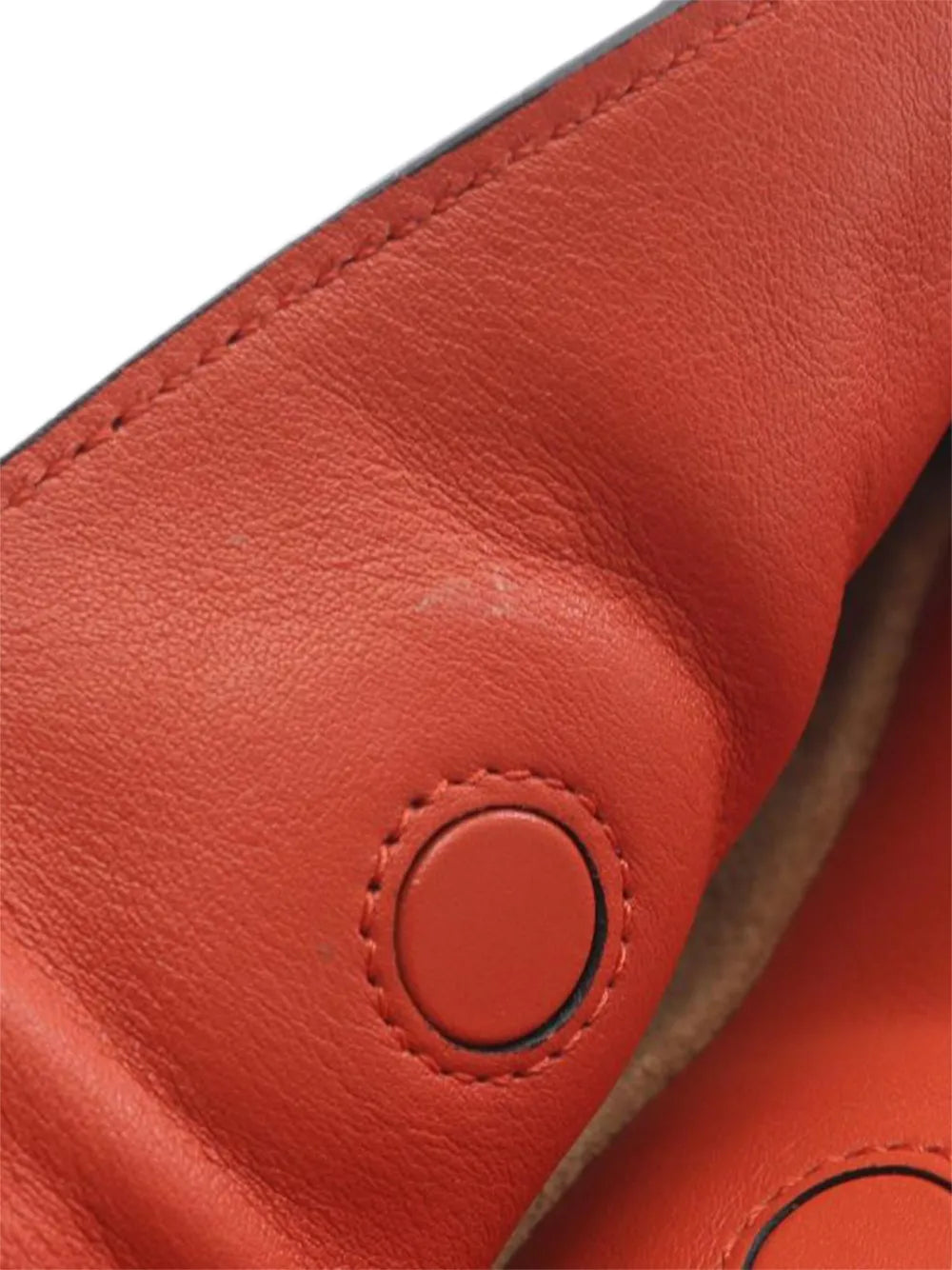 Pre-OwnedLoewe Pre-OwnedFlamenco knot-detail chain shoulder bag