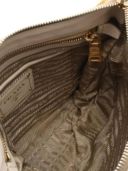 Pre-OwnedPrada Pre-Ownedjacquard shoulder bag