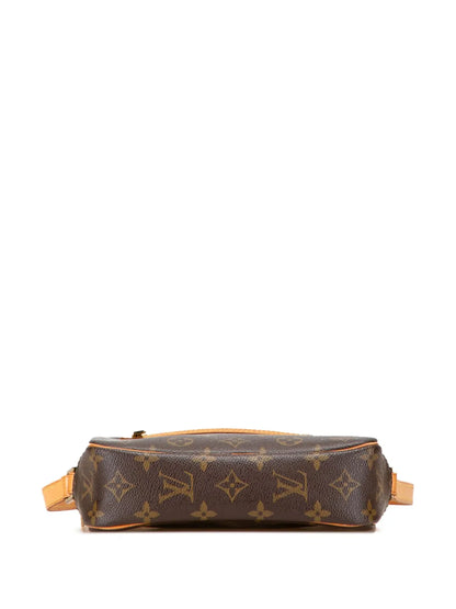 Pre-OwnedLouis Vuitton Pre-Owned2002 Monogram Pochette Cite shoulder bag