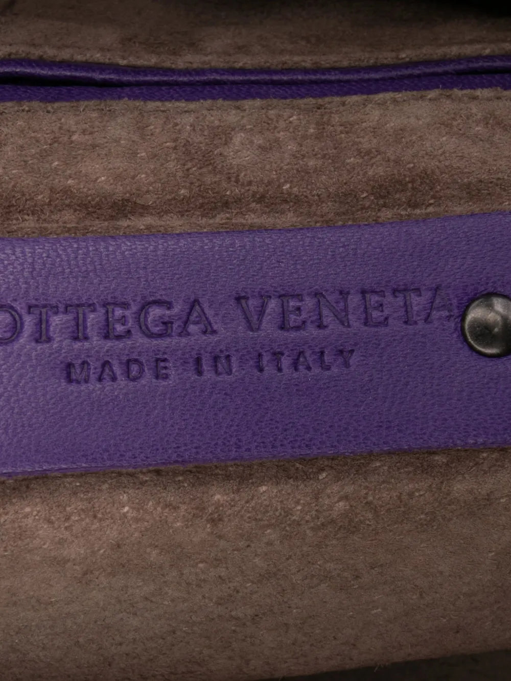 Pre-OwnedBottega Veneta Pre-Owned2012-2025 Nappa Intrecciato Cube crossbody bag
