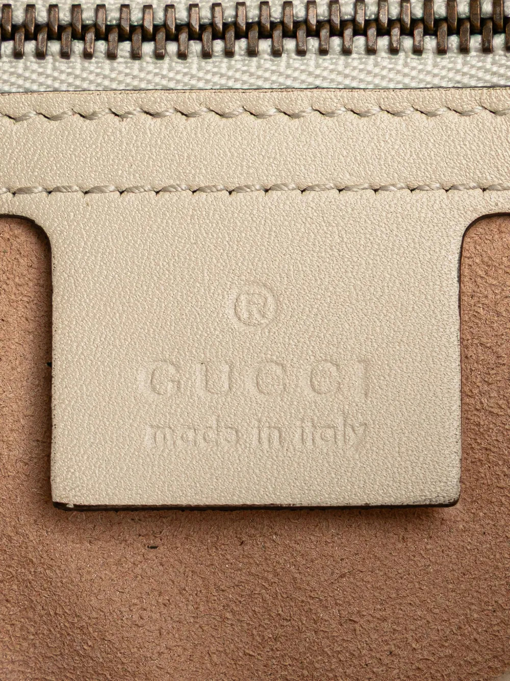Pre-OwnedGucci Pre-Owned2016-2025 Medium GG Marmont Matelasse Leather Trompe L oeil shoulder bag