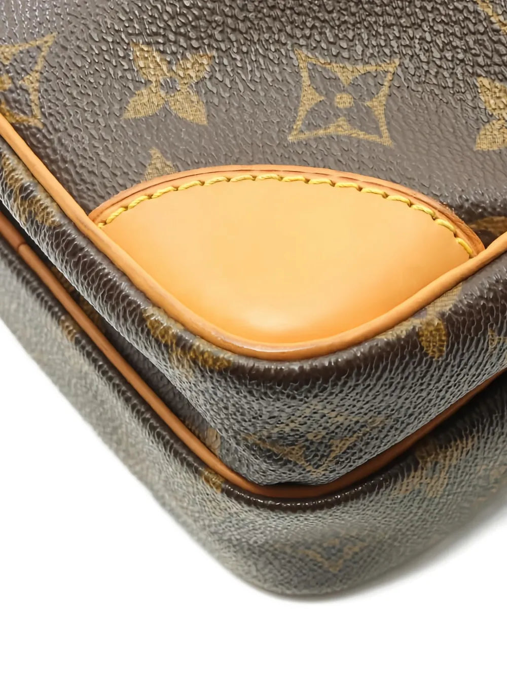 Pre-OwnedLouis Vuitton Pre-Owned2001 monogram Amazon cross body bag