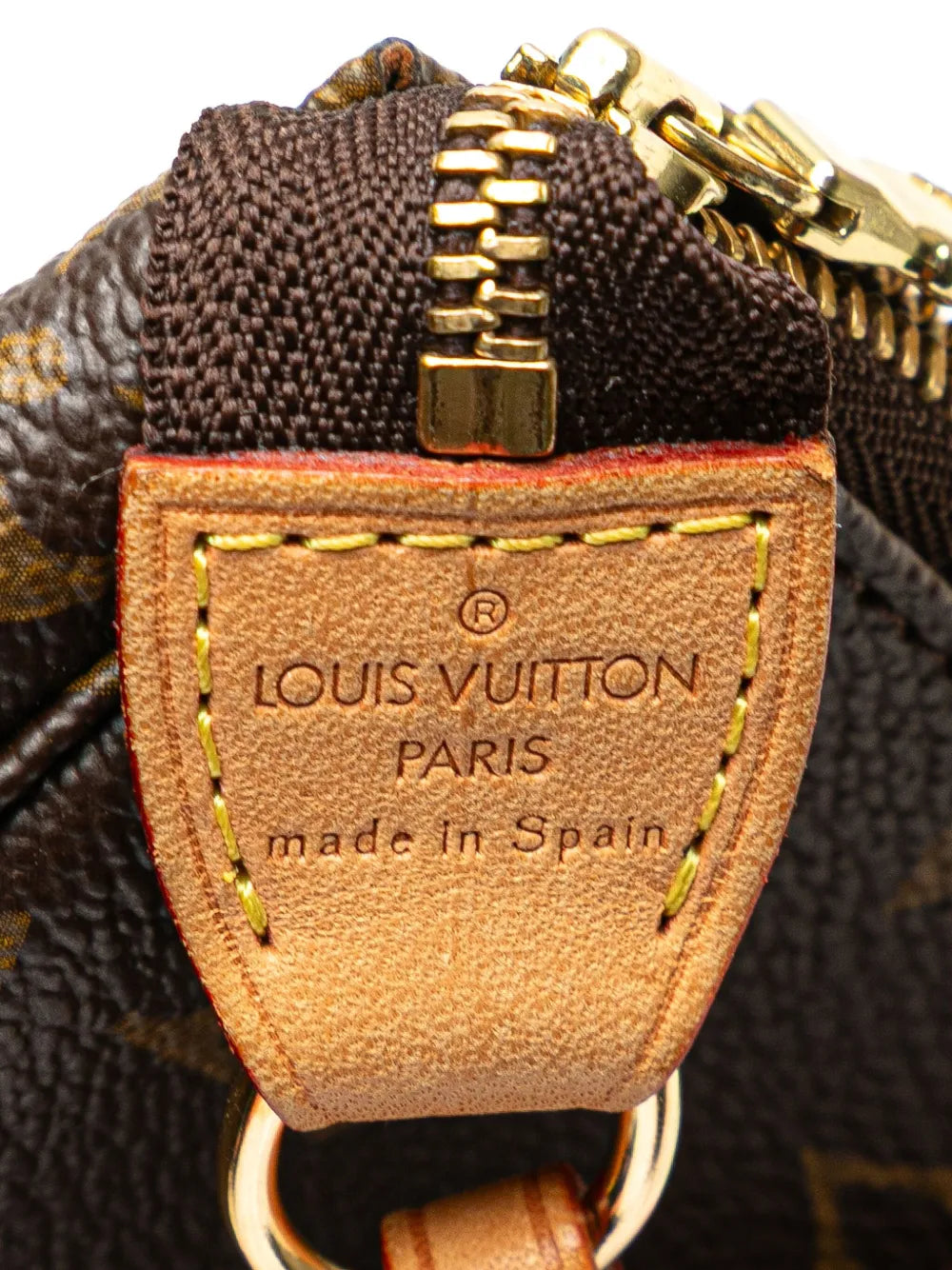 Pre-OwnedLouis Vuitton Pre-Owned2007 Monogram Pochette Accessoires shoulder bag