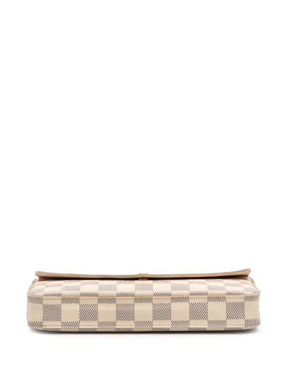 Pre-OwnedLouis Vuitton Pre-Owned2016 Damier Azur Pochette Felicie crossbody bag