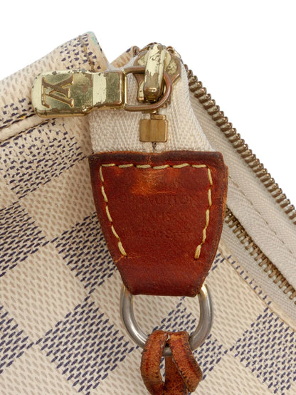 Pre-OwnedLouis Vuitton Pre-Owned2012 Damier Azur Pochette Accessoires shoulder bag
