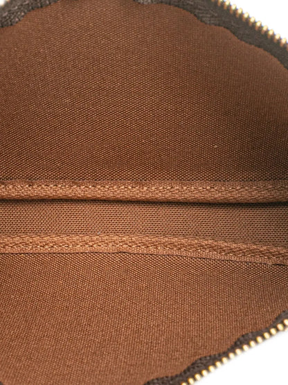 Pre-OwnedLouis Vuitton Pre-Owned2002 Monogram Mini Pochette Accessoires handbag