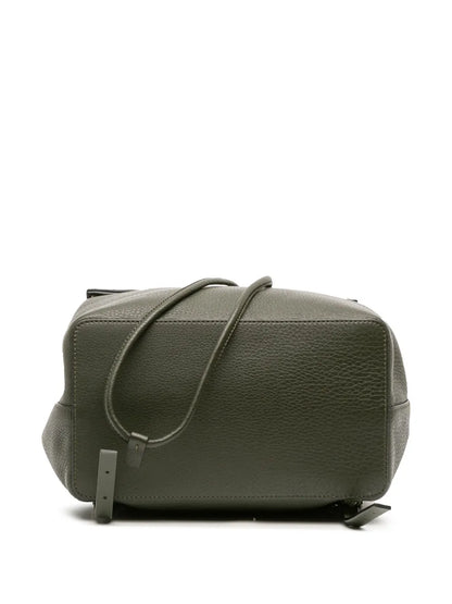 Pre-OwnedValentino Garavani Pre-Owned2018-2025 Grained Calfskin Rockstud Flap backpack
