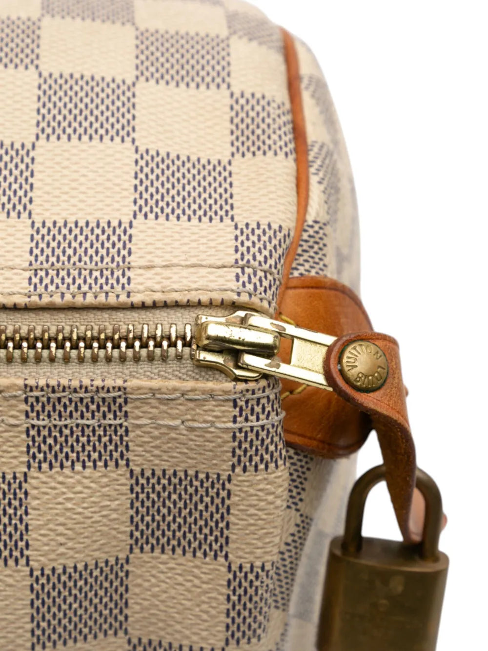 Pre-OwnedLouis Vuitton Pre-Owned2011 Damier Azur Speedy 30 boston bag