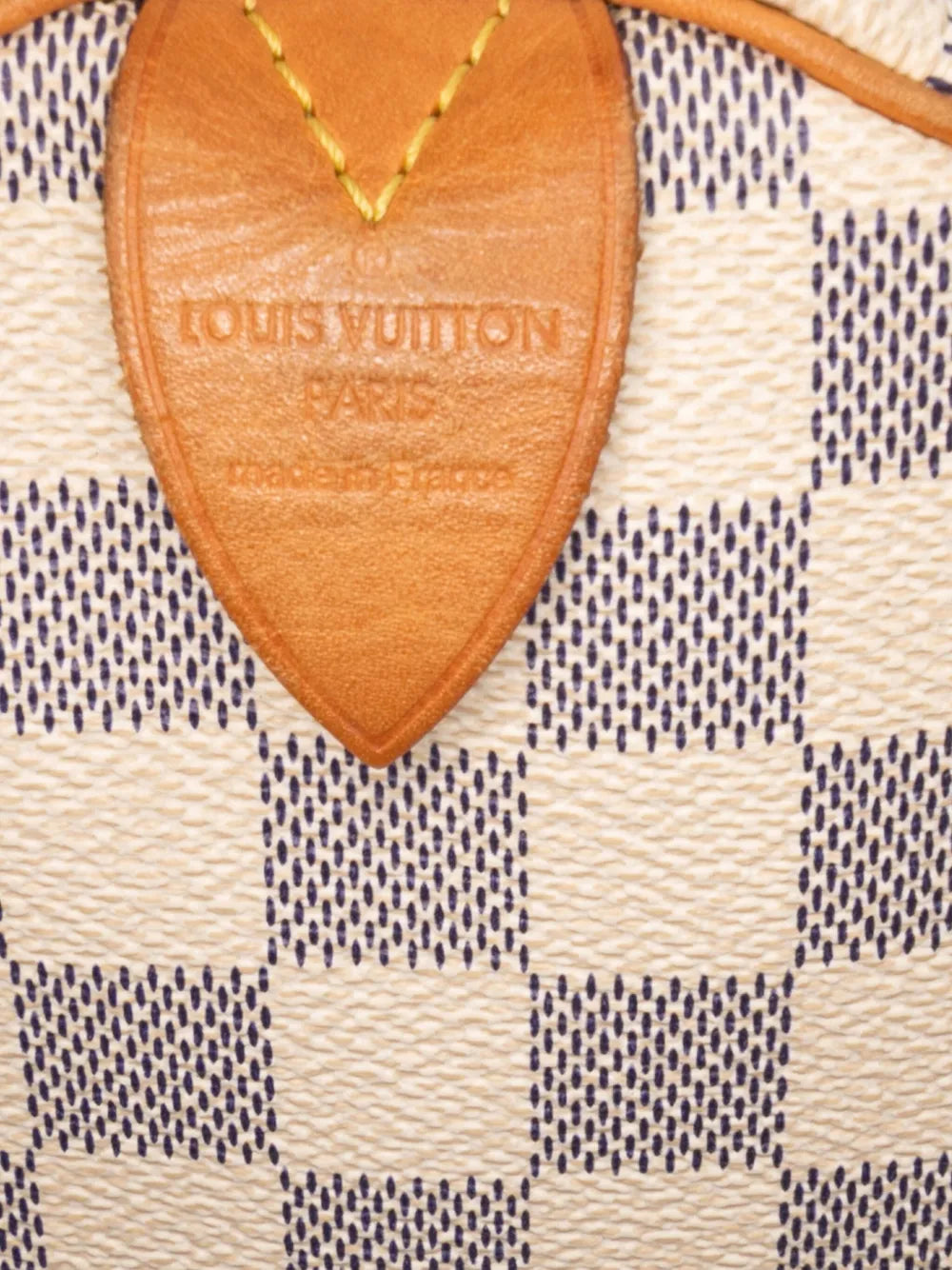 Pre-OwnedLouis Vuitton Pre-Owned2008 Damier Azur Speedy 30 boston bag