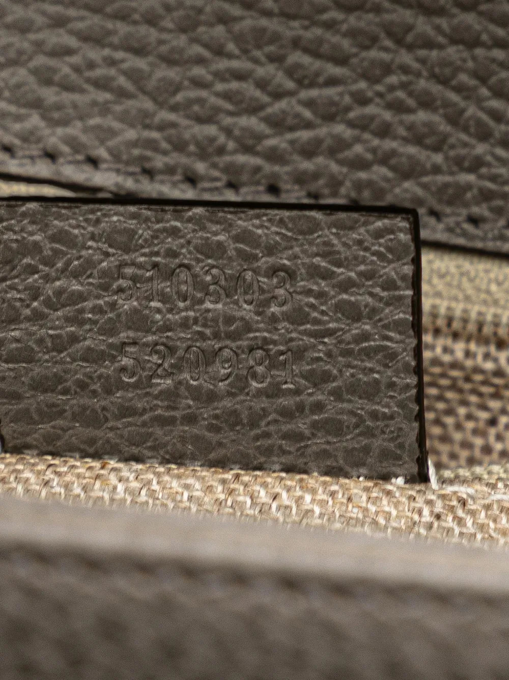 Pre-OwnedGucci Pre-Owned2000-2015 Medium Dollar Calfskin Interlocking G crossbody bag