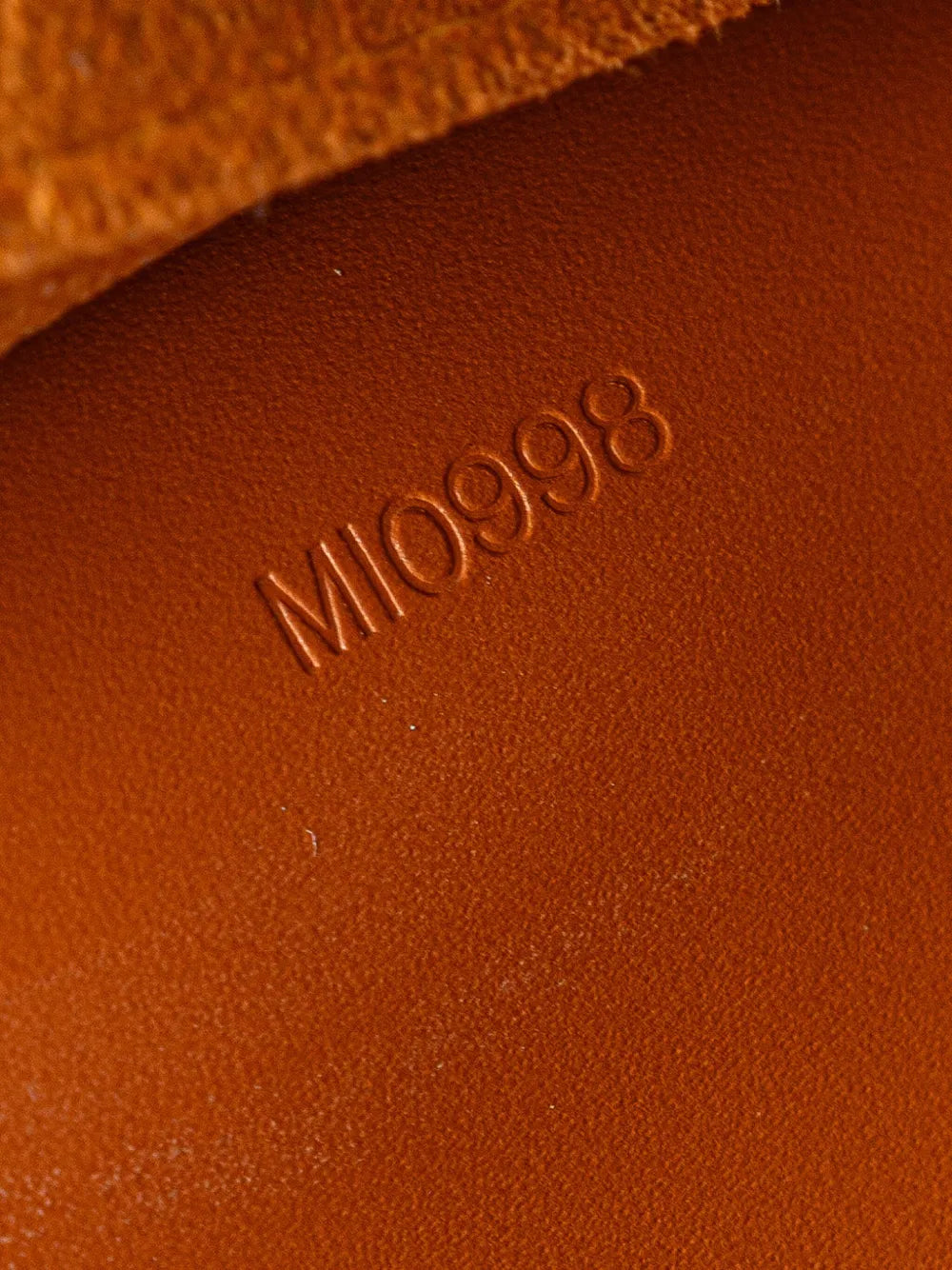 Pre-OwnedLouis Vuitton Pre-Owned1998 Epi Pont Neuf PM handbag