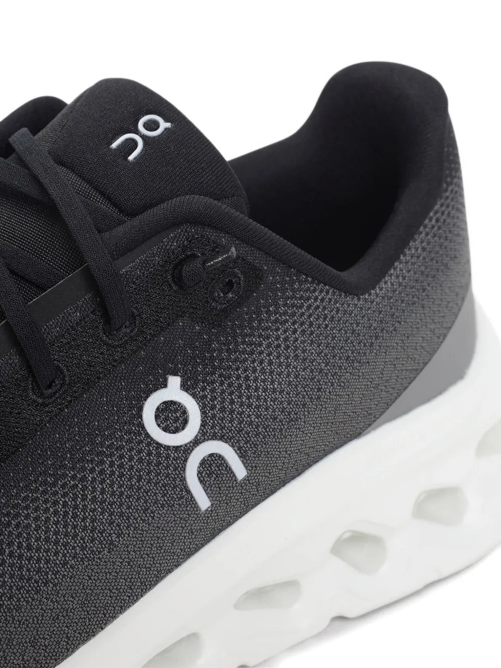 On Running Cloudtilt Logo Sneakers floriamart.shop