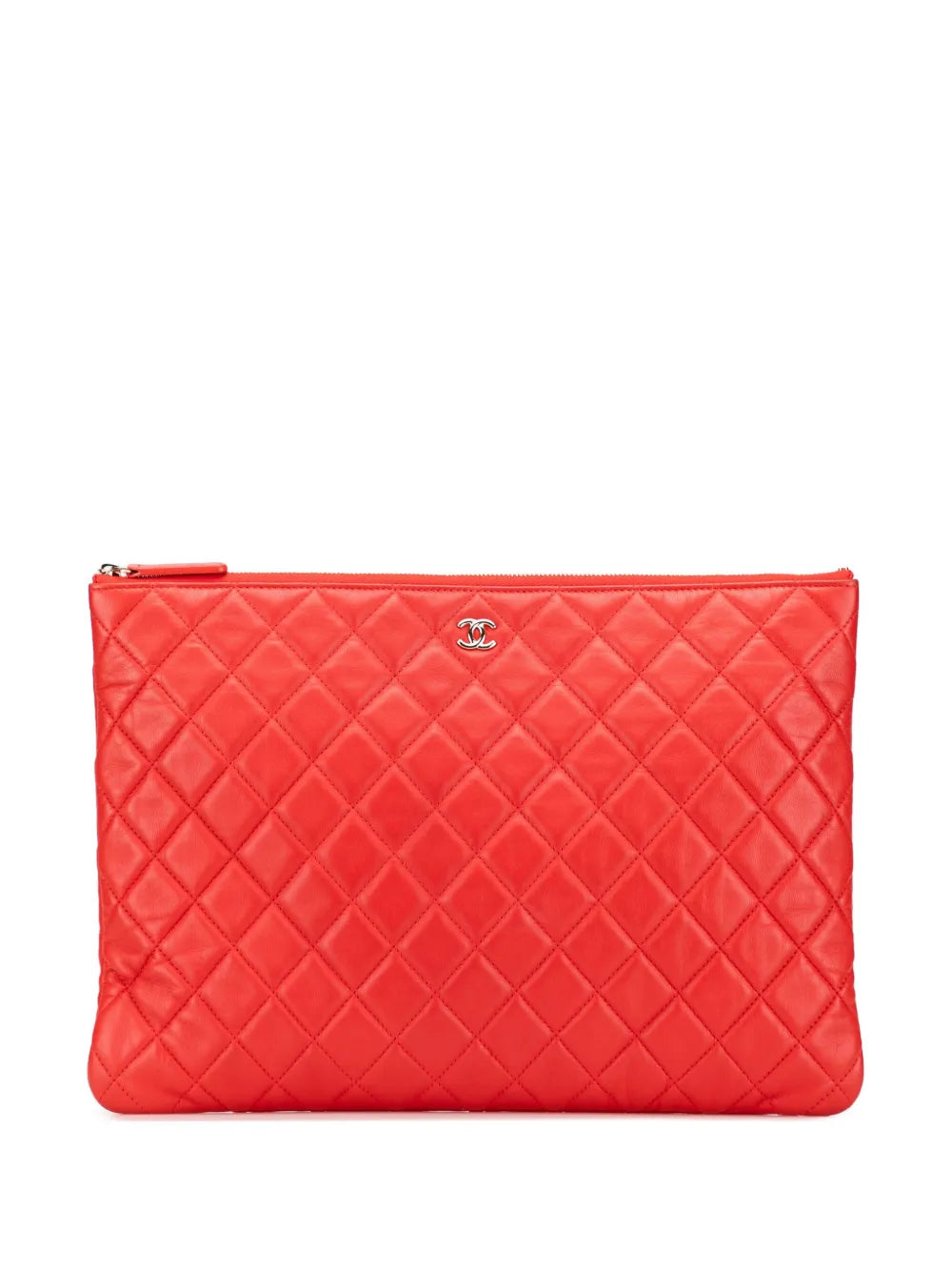 Pre-OwnedCHANEL Pre-Owned2016-2017 Large Quilted Lambskin O Case clutch bag