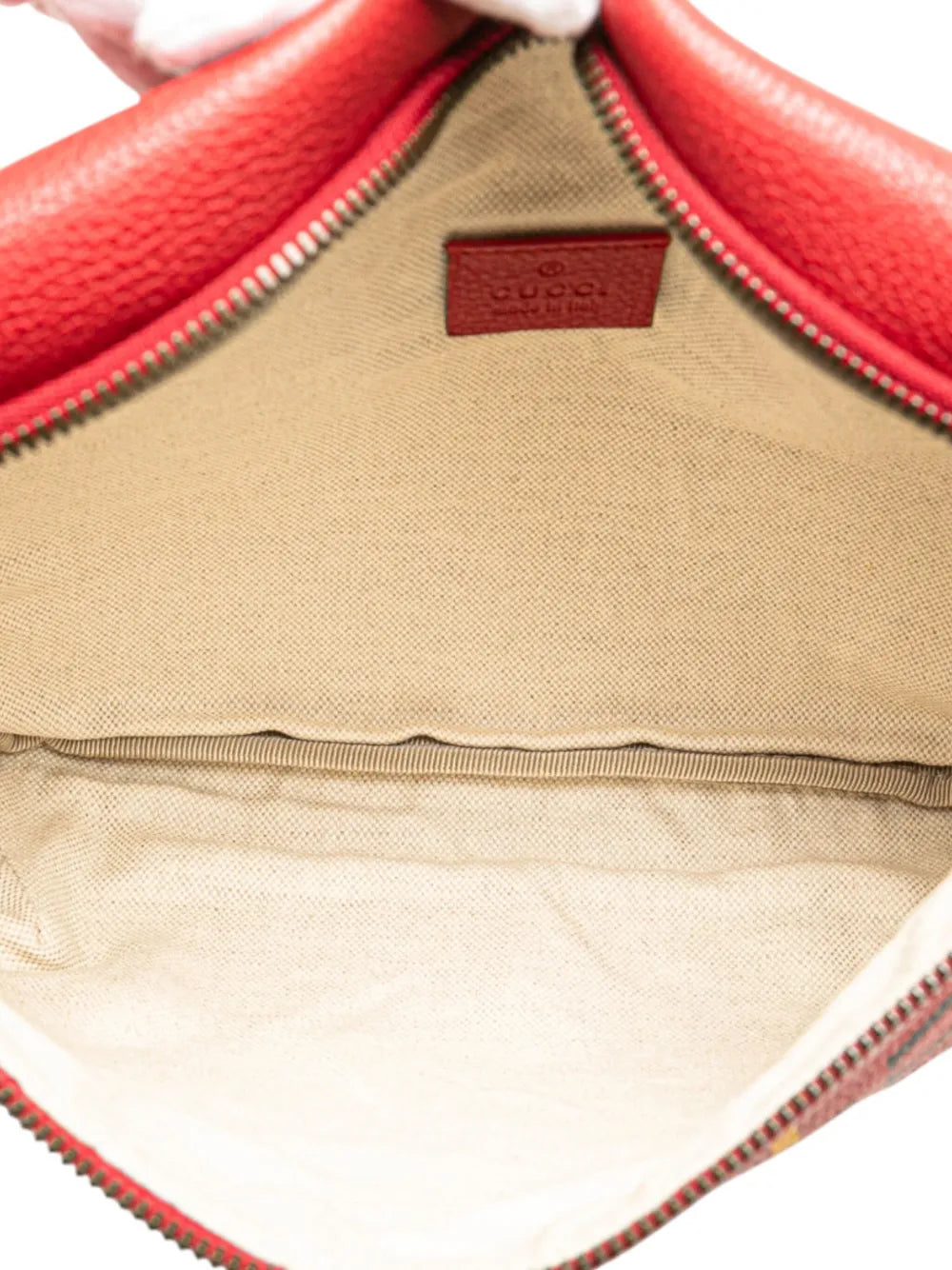 Pre-OwnedGucci Pre-Owned2000-2015 Grained Calfskin Logo belt bag