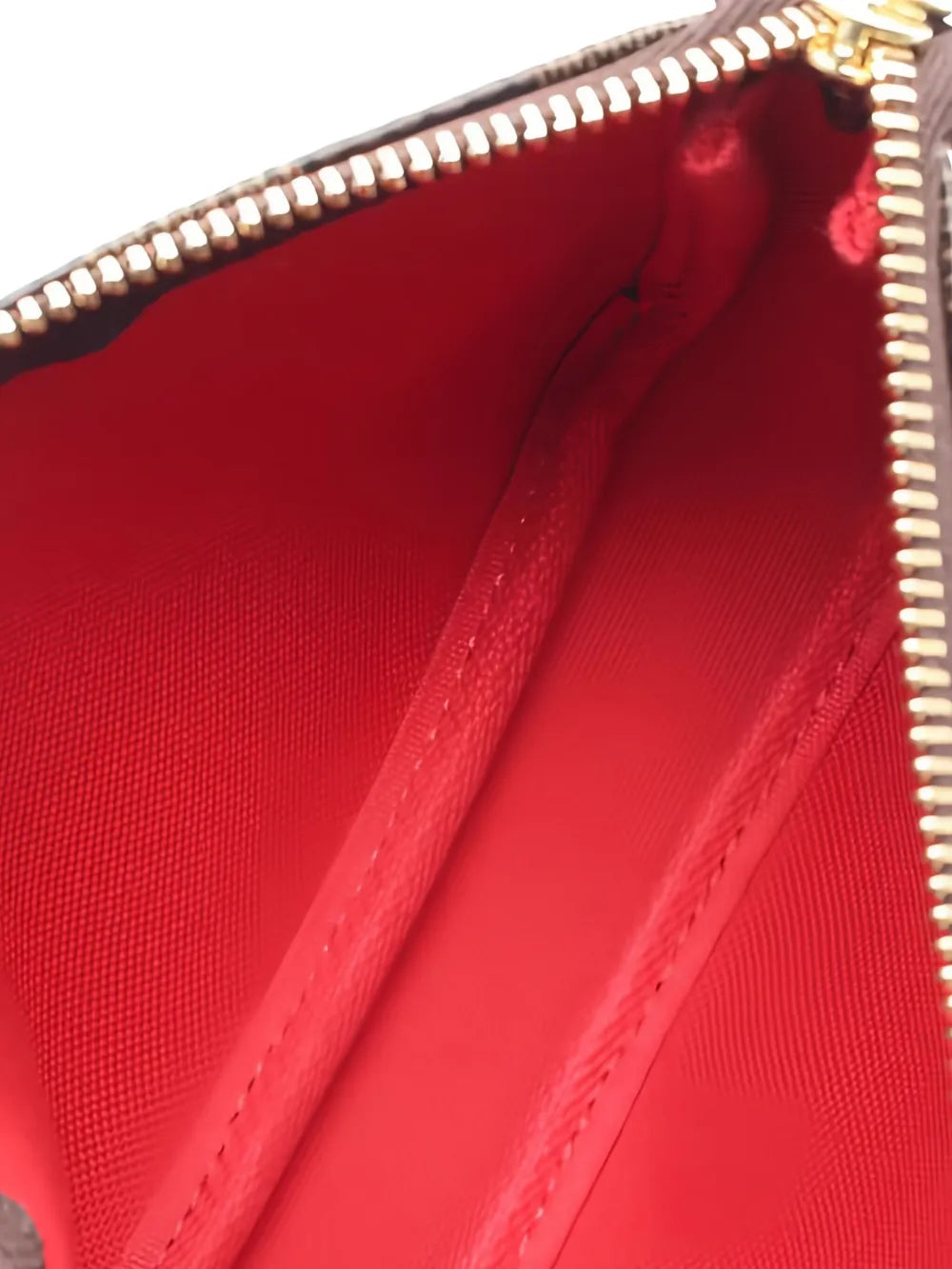 Pre-OwnedLouis Vuitton Pre-Owned2022 mini Damier Ebene chain handbag