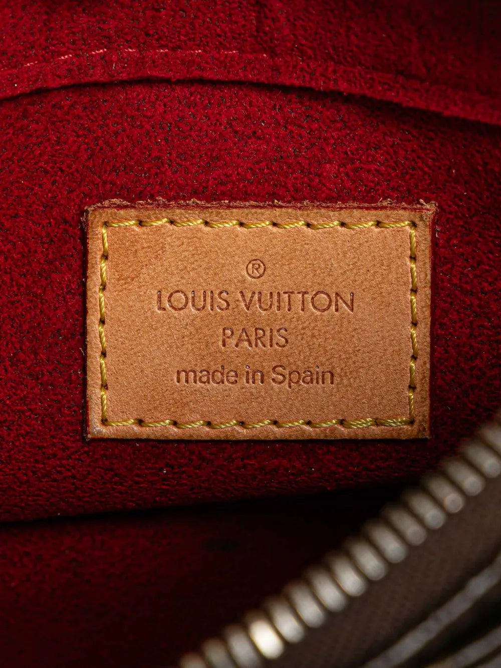 Pre-OwnedLouis Vuitton Pre-Owned2005 Monogram Viva Cite PM crossbody bag