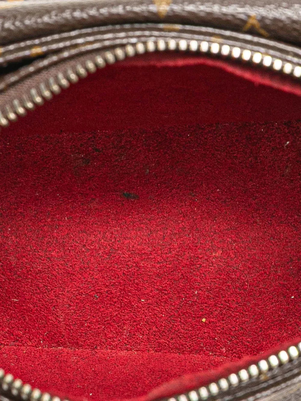 Pre-OwnedLouis Vuitton Pre-Owned2005 Monogram Viva Cite PM crossbody bag