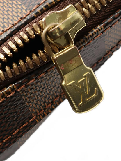 Pre-OwnedLouis Vuitton Pre-Owned2005 Damier Ebe messenger bag
