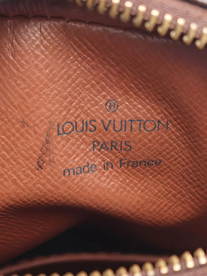 Pre-OwnedLouis Vuitton Pre-Owned2004 Amazon Monogram shoulder bag