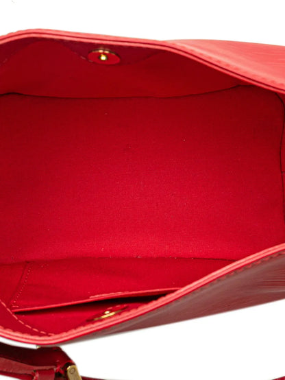 Pre-OwnedLouis Vuitton Pre-Owned2004 Epi Mandara PM shoulder bag