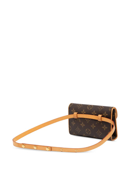 Pre-OwnedLouis Vuitton Pre-Owned2001 Monogram Pochette Florentine belt bag