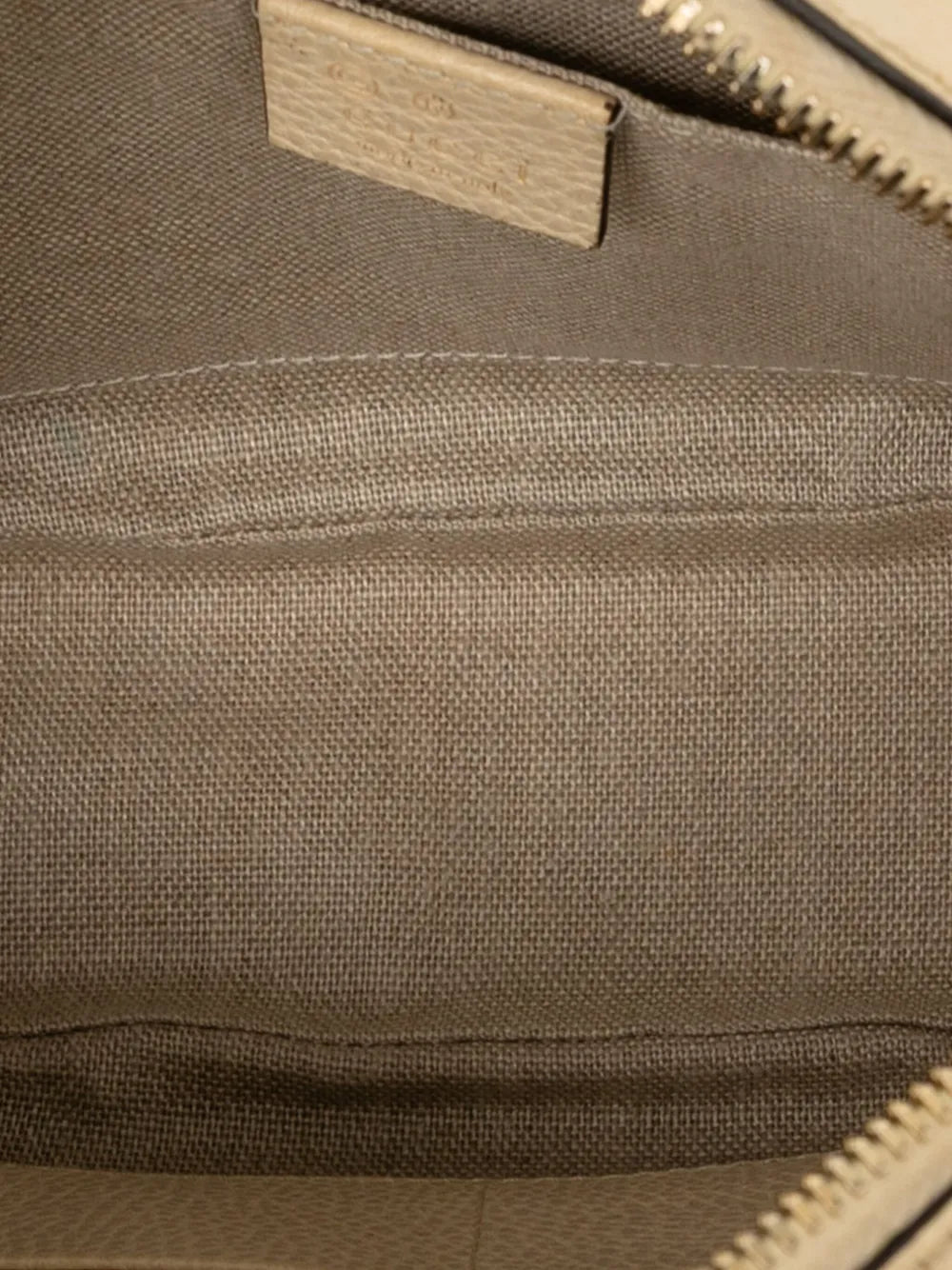 Pre-OwnedGucci Pre-Owned2000-2015 GG Canvas Bree crossbody bag