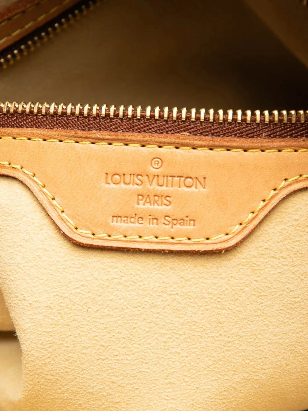 Pre-OwnedLouis Vuitton Pre-Owned2001 Monogram Looping GM shoulder bag floriamart.shop