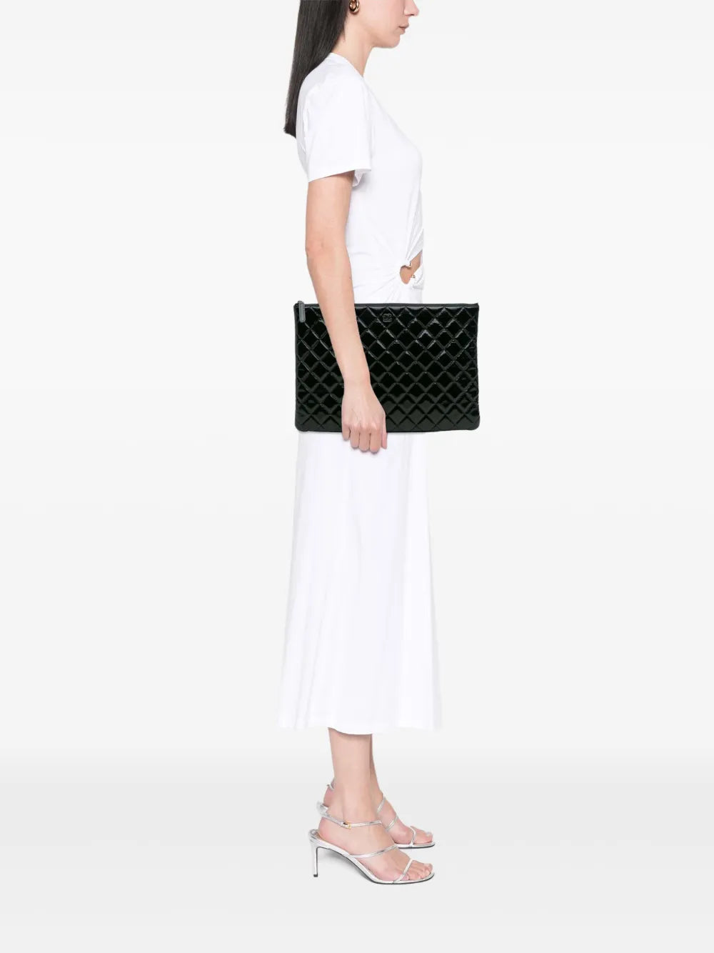Pre-OwnedCHANEL Pre-Owned2014-2015 Large Quilted Patent O Case clutch bag