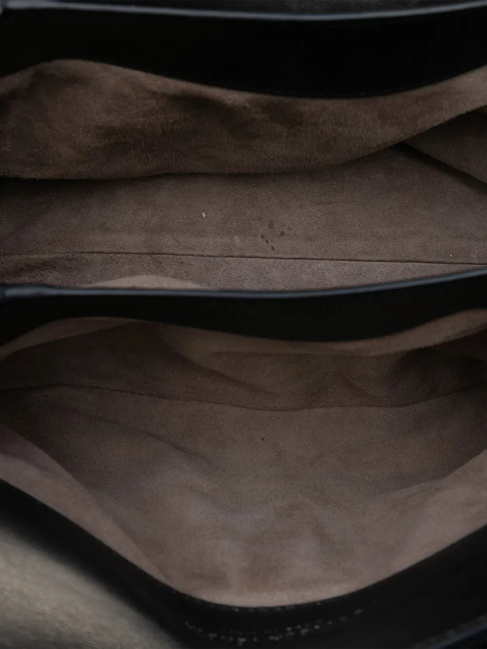 Pre-OwnedBottega Veneta Pre-Owned2012-2025 Small Intrecciato Trimmed Metallic Nappa Grommet Piazza satchel