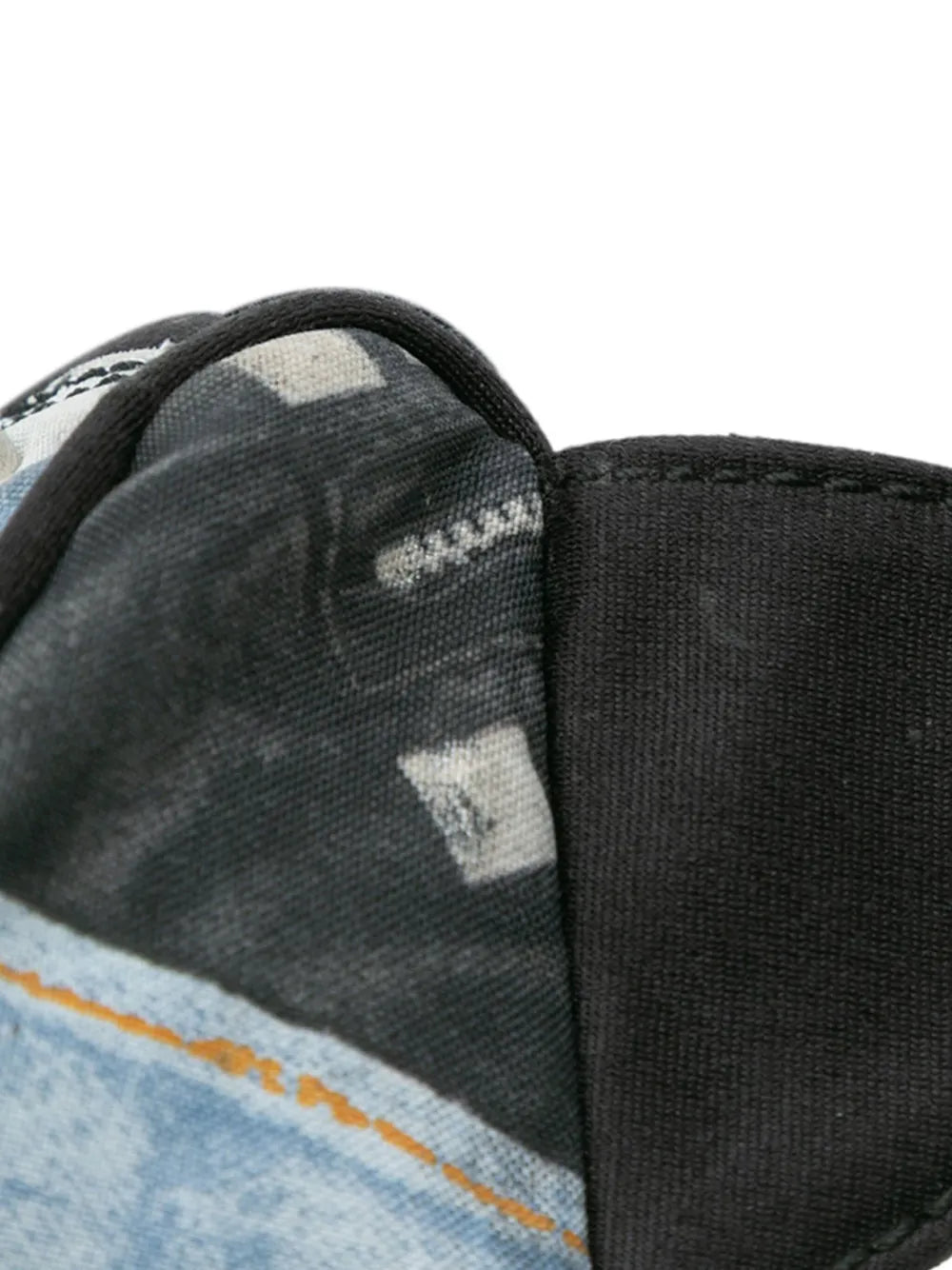 Pre-OwnedChristian Dior Pre-Owned2004 Canvas Printed Denim crossbody bag