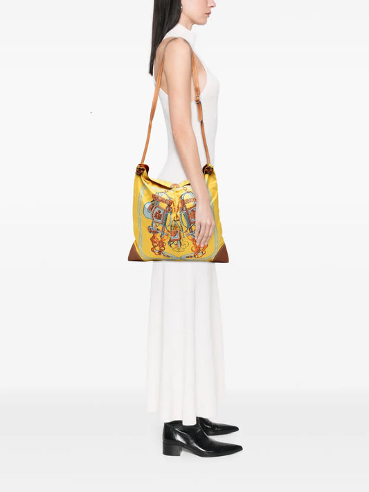 Pre-OwnedHermre-Owned2009 Silk and Barenia Brides de Gala Silky City 38 crossbody bag