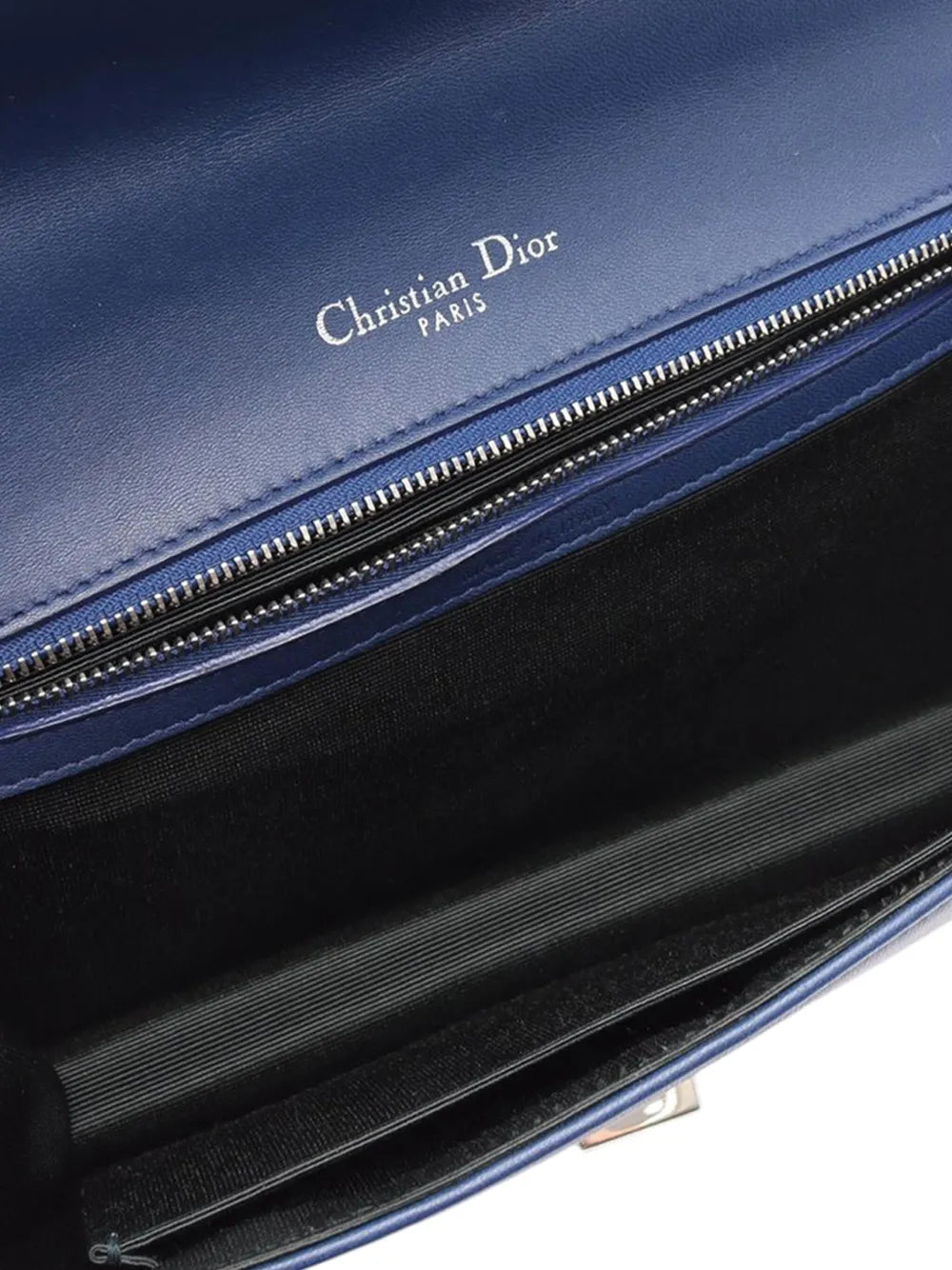 Pre-OwnedChristian Dior Pre-Owned2000-2025 Medium Lambskin Diorama Flap crossbody bag