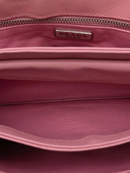 Pre-OwnedPrada Pre-Owned2013-2025 Saffiano Lux Lock Chain Flap crossbody bag
