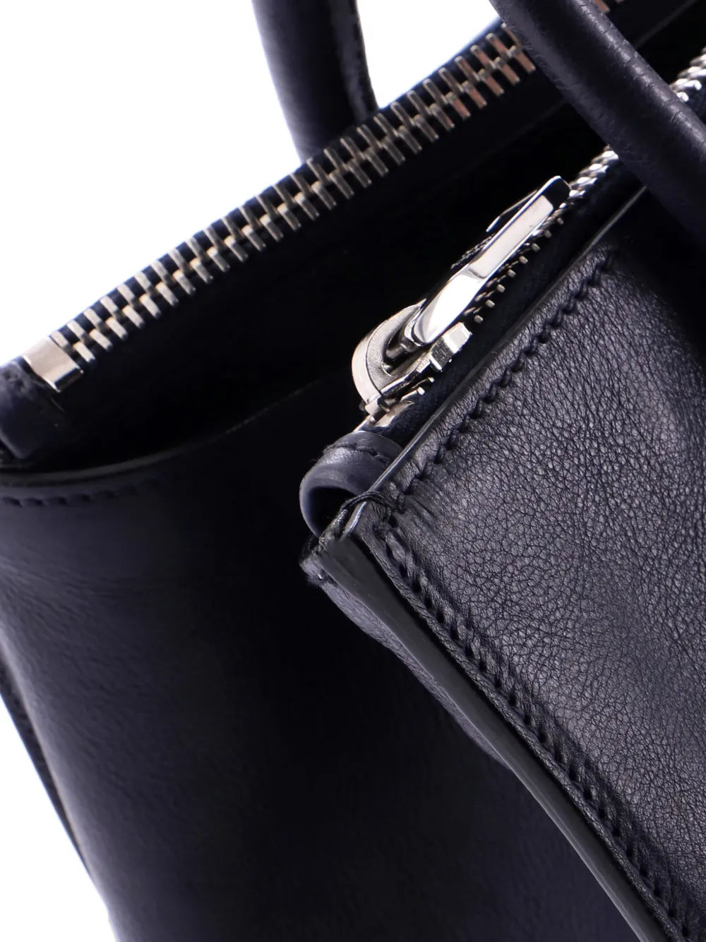 Pre-OwnedPrada Pre-OwnedTwin Pocket Convertible Leather Medium tote bag