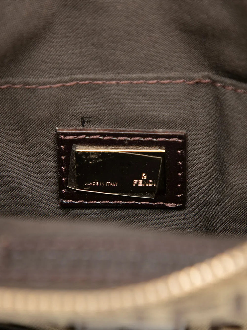 Pre-OwnedFendi Pre-Owned2000-2010 Zucchino Coated Canvas Forever crossbody bag floriamart.shop