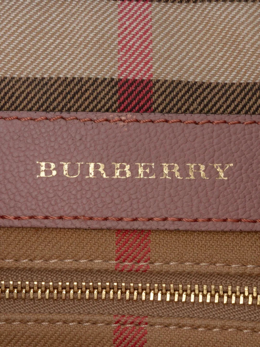Pre-OwnedBurberry Pre-Owned2000-2017 Small Grained Calfskin Helmsley crossbody bag floriamart.shop
