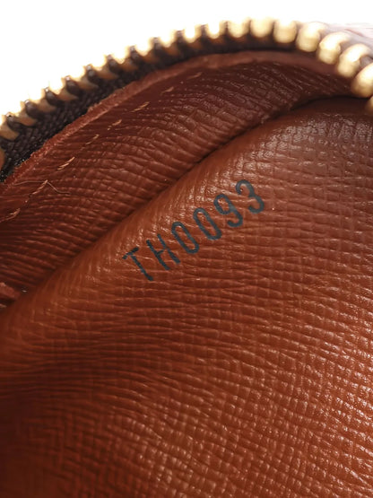Pre-OwnedLouis Vuitton Pre-Owned2003 monogram amazon shoulder bag