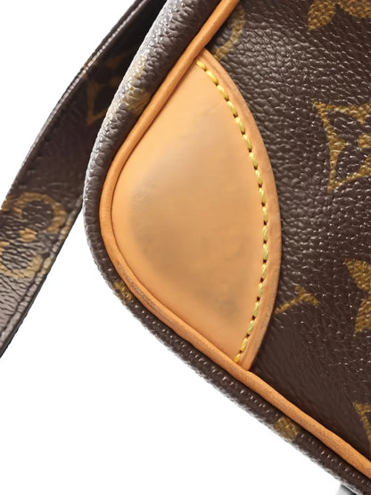 Pre-OwnedLouis Vuitton Pre-Owned2003 monogram amazon shoulder bag