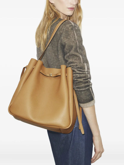 New SeasonTory Burchlarge Romy shoulder bag