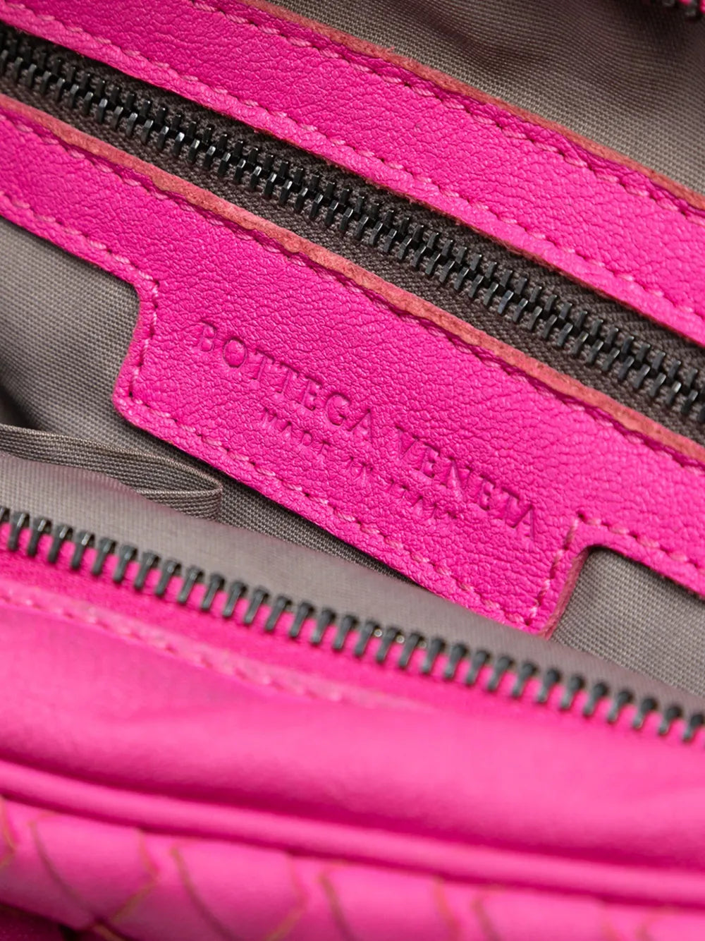 Pre-OwnedBottega Veneta Pre-Owned2012-2025 Nappa Intrecciato Front Pocket Messenger Bag crossbody bag